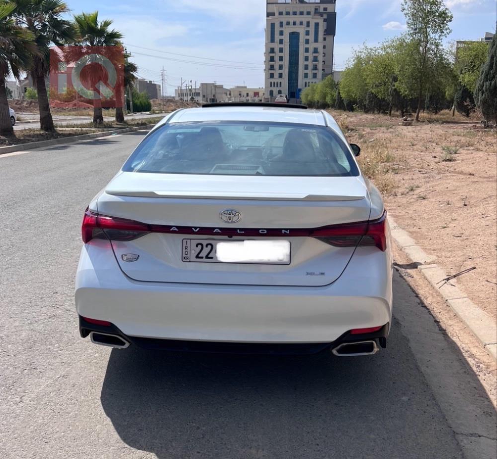 Toyota Avalon